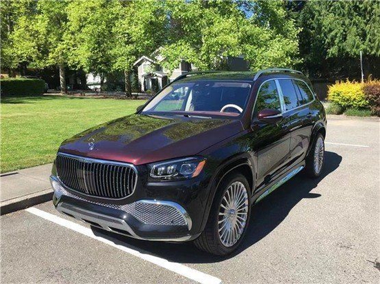 2022款迈巴赫GLS600墨版独特豪华配置