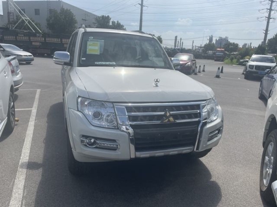 2022款三菱帕杰罗V93国六33万起价格低