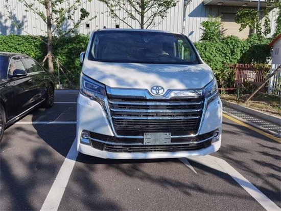 丰田格兰维亚价格 进口商务MPV优惠中