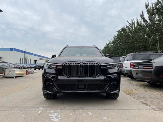 天津港进口宝马X7标配现车销售89万起