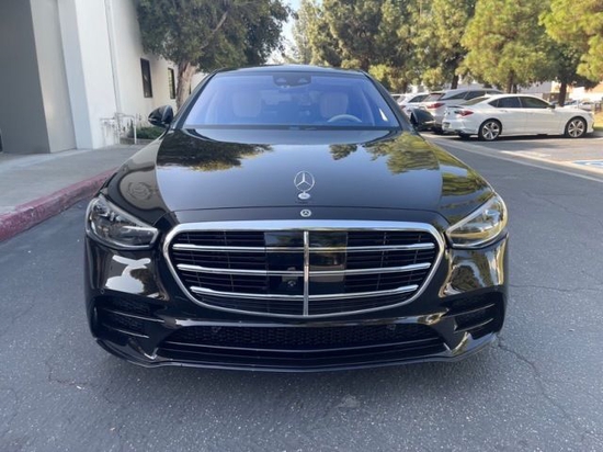 2022款奔驰S500港口促销 首付40万起步