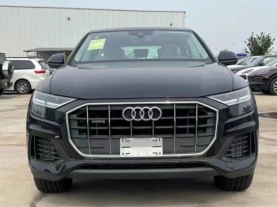 2022款奥迪Q8报价67万起售港口优惠多多