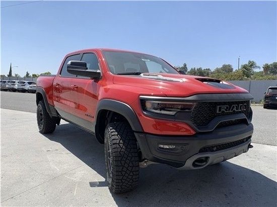 2022款道奇霸王龙 天津港现车103万起售