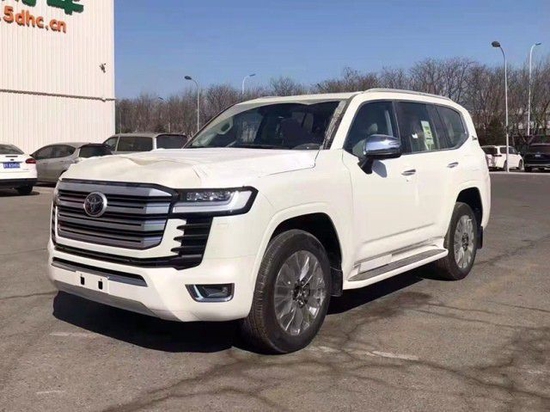 2022款丰田酷路泽LC300现车起售价格配置