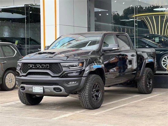 2022款道奇霸王龙6.2二级包 价格118万