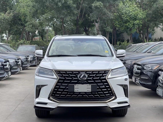 国六雷克萨斯LX570 各配置版本最新售价