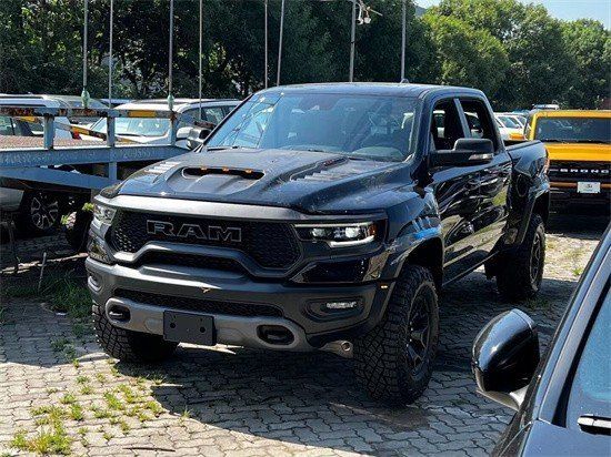 2022款霸王龙这才是顶级皮卡该有的样子