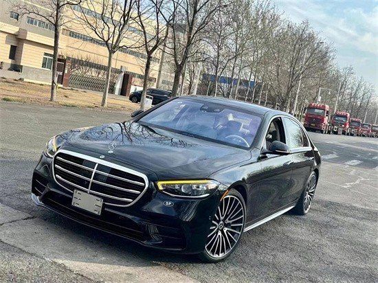 2022款奔驰S500天津现车特惠价123万