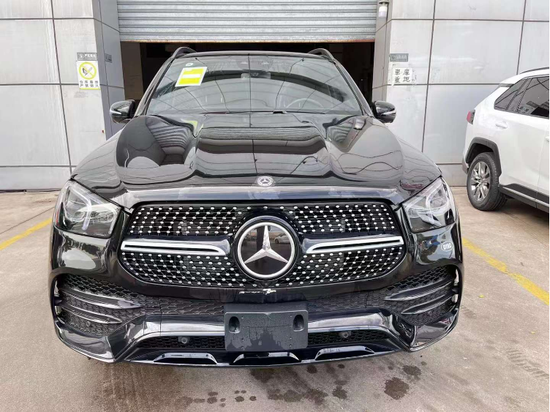 2022款加版奔驰GLE450现车今日钜惠82万