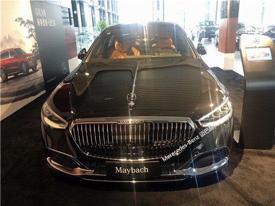 2023款奔驰迈巴赫S580威严与奢华并存