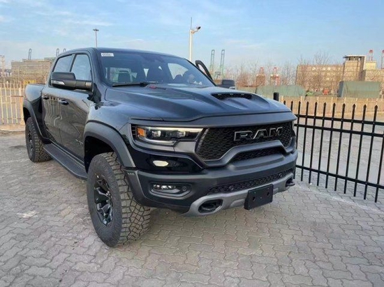 23款道奇公羊霸王龙6.2二级包 震撼视听