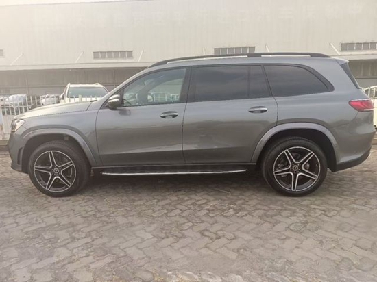 2023款奔驰GLS580现车配置参数报价优惠