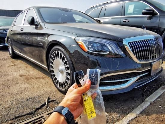 2022款奔驰迈巴赫S560港口现车直降30万