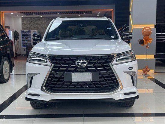 21款雷克萨斯LX570现车最低价冲量回款