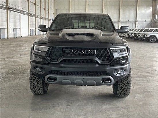 2023款道奇霸王龙6.2L超强动力700匹