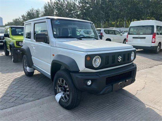 2022款铃木吉姆尼1.5L价格23.5万起出售