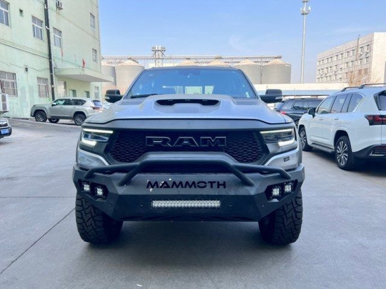 2023款道奇霸王龙钜惠首付30万开回家