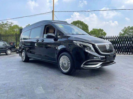 2023款奔驰威霆高顶七座改装现车在店