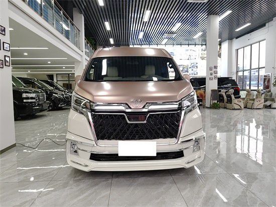 2023款丰田海狮大气舒适商务跌破39万起