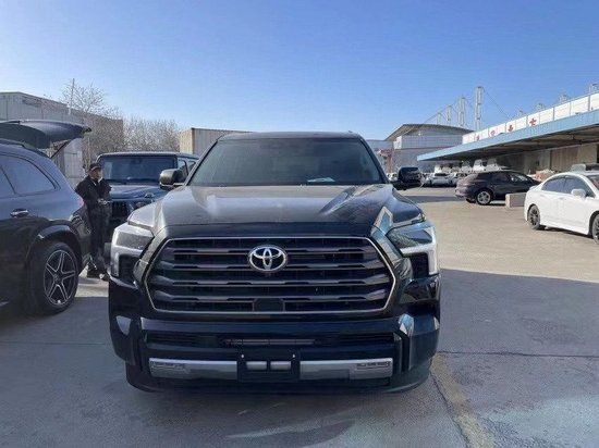 2023款丰田红杉3.5TT混动版现车大促销