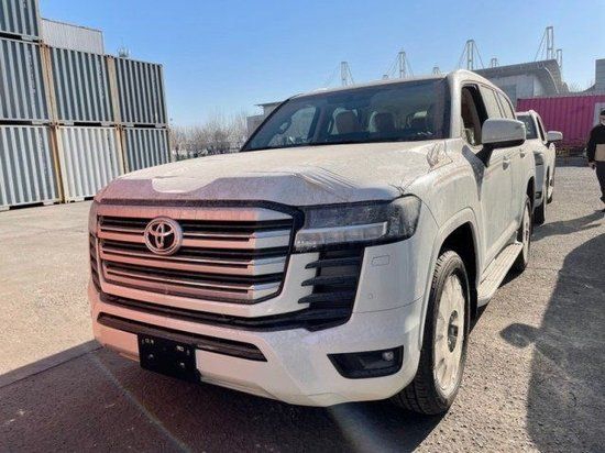 22款丰田酷路泽LC300GXR现车 预定开始