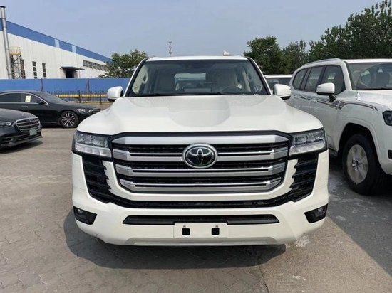 国六23款兰德酷路泽LC300优惠价98万起