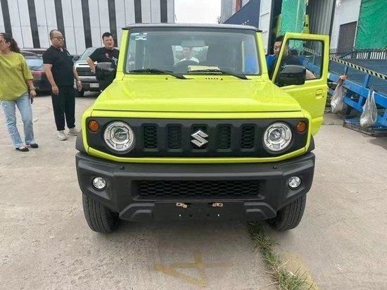 23款铃木吉姆尼现车 1.5L动力20万起售