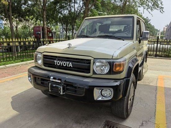 丰田酷路泽LC71现车港口最低价优惠大促