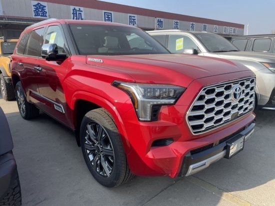 23款丰田红杉高配顶点版现车直销127万
