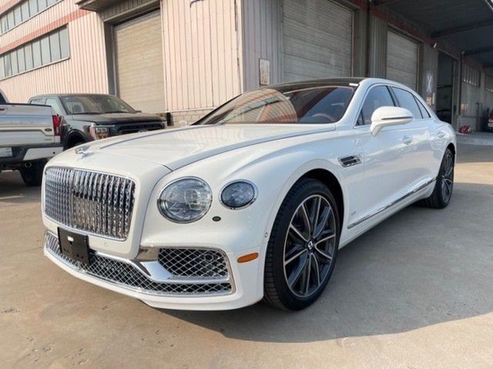 22款宾利飞驰港口优惠促销最高省40万