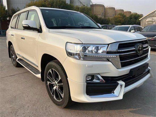 2022款丰田酷路泽5700大型SUV配置解析