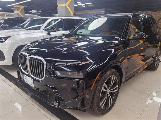 2023款宝马X7进口现车 92万随时提车