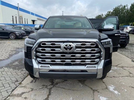 23款丰田坦途3.5TT西安现车直降10万