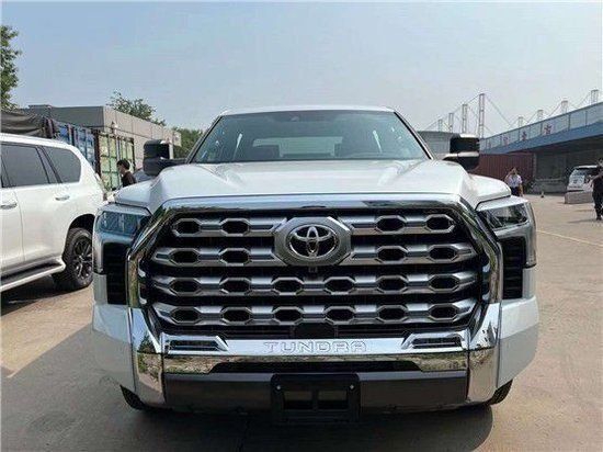 23款丰田坦途现车到港国内最低价出售