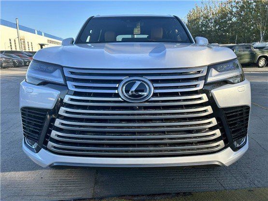 雷克萨斯LX600现车 外观大气内饰豪华
