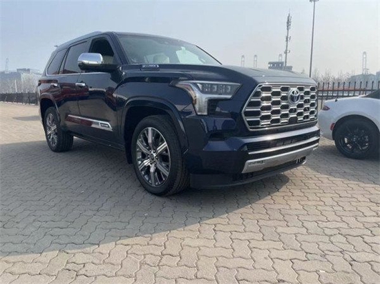 23款丰田红杉顶点配置丰富 价格降20万