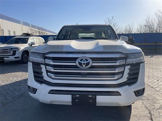 全新22款丰田酷路泽LC300现车预售中