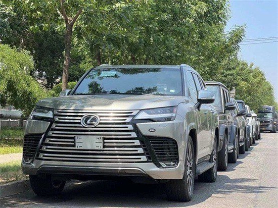 23款雷克萨斯LX600夏季冰点促销160万
