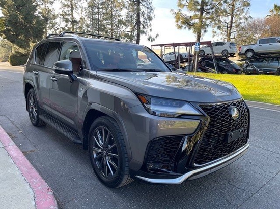 2023款雷克萨斯LX600全国劲爆优惠40万