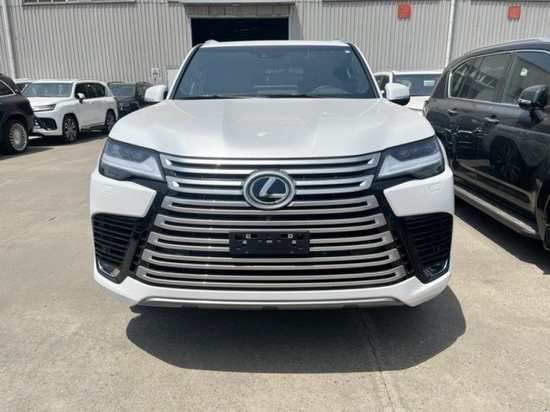 23款雷克萨斯LX600白红高配特价出一台