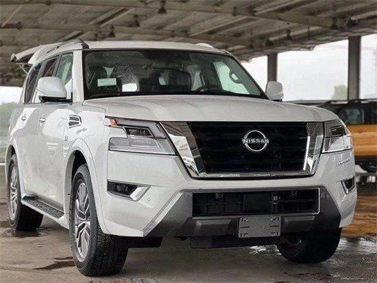 23款阿曼达尼桑途乐5.6L国六港口降10万