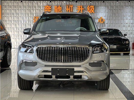 22款奔驰GLS450改装升级迈巴赫双拼外观
