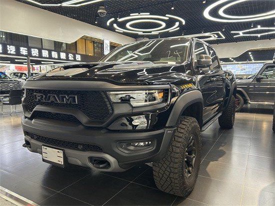 2023款道奇霸王龙 店内现车价格优惠
