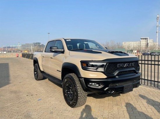 细看道奇公羊霸王龙TRX西安提车价78万