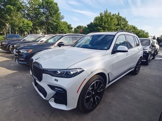 23款宝马X7天津底价热销分期送质保