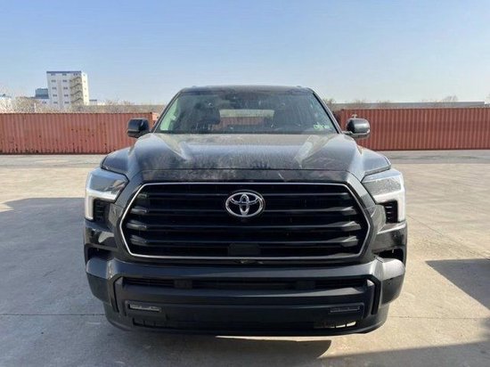 2023款丰田红杉3.5T现车价格只需94万