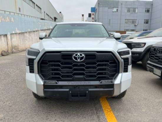 2023款丰田坦途3.5T混动 55万优惠开启