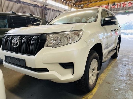 22款中东版霸道2700 第一批火热预售中