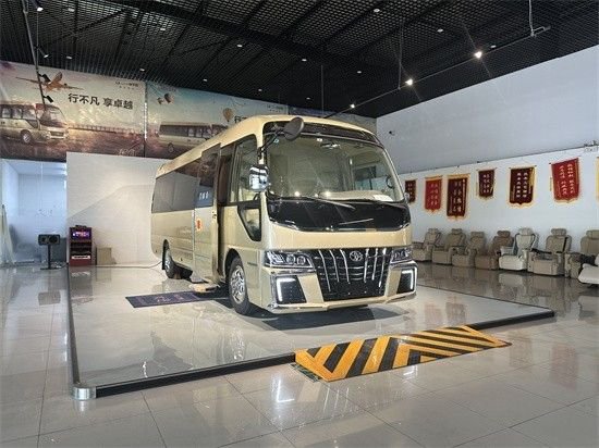 豪华丰田考斯特报价 考斯特12座价格