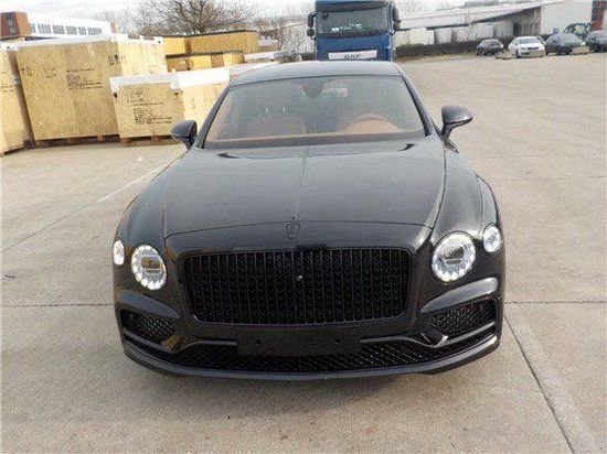 2022款宾利飞驰4.0T 匠心工艺打造超豪华